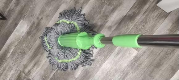 Self-Twisting Rotating Mop β Hands-Free Clean, Built to Last